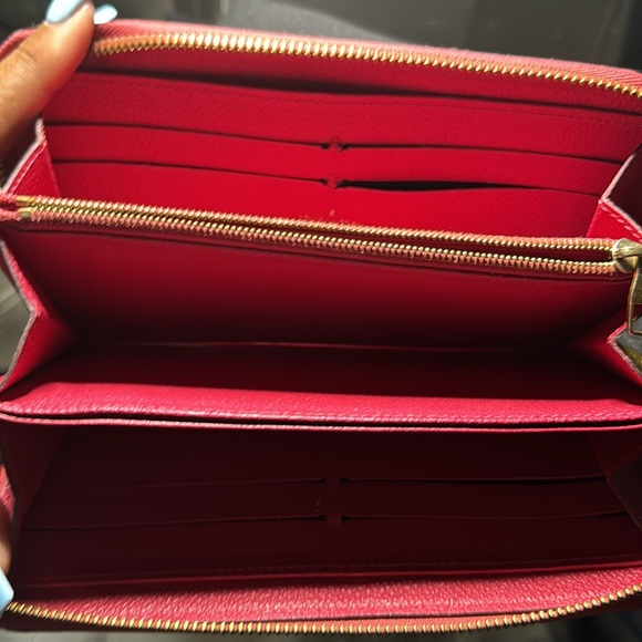 Authentic Louis Vuitton Empreinte Zippy Wallet - Picture 7 of 13